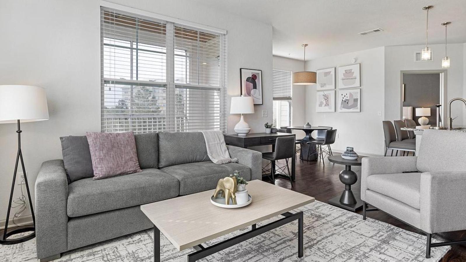 Landing At Center 301 - 2 Bedrooms In Belton Exterior foto